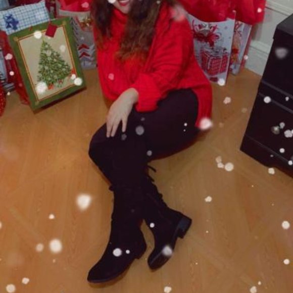 COZY TURTLENECK SWEATER RED. Winter & Fall. - Picture 6 of 6